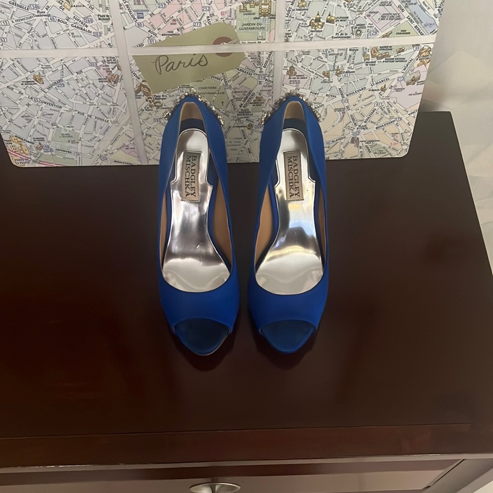 Badgley Mischka Blue heels